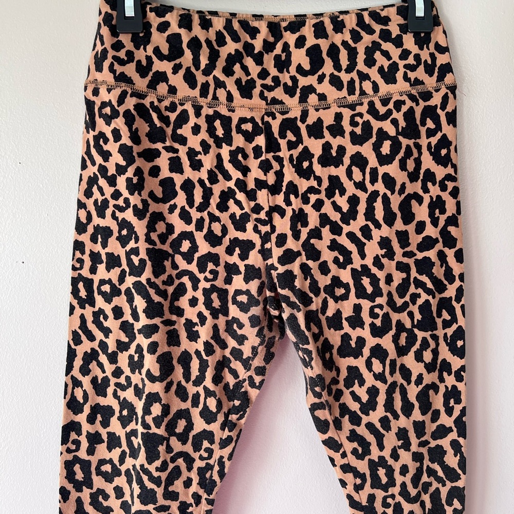 Wild Fable Leoaprd Leggings - Picture 4 of 4